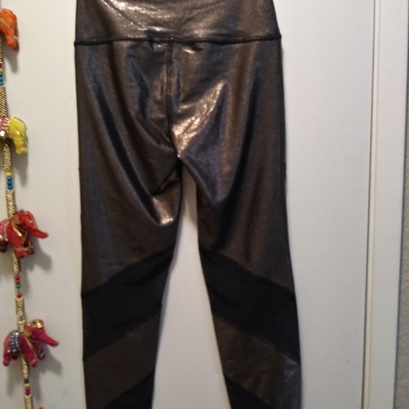 PINK - Picture 2 of 7